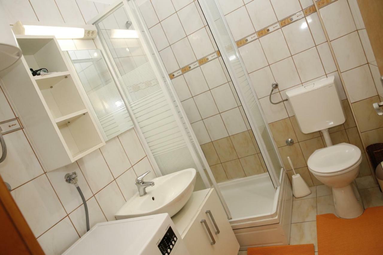 Apartman Alica Srima Vodice Eksteriør bilde