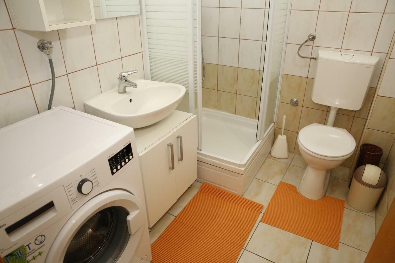 Apartman Alica Srima Vodice Eksteriør bilde