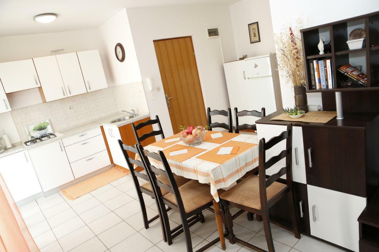 Apartman Alica Srima Vodice Eksteriør bilde